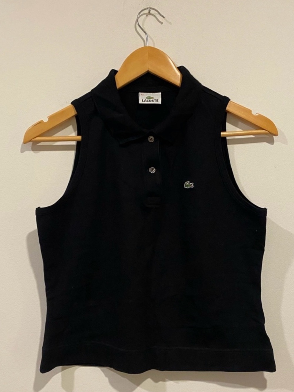 LACOSTE Collared Sleeveless Golf Shirt